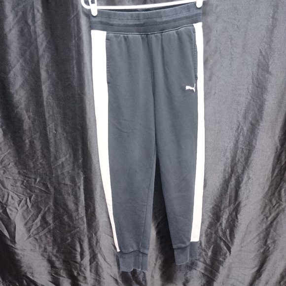 Puma Black and White Sweatpants Comfortable Joggers - Picture 1 of 9